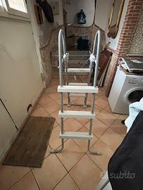 Scala per piscina fuori terra