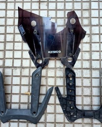 Struttura del Paravento Kymco Xciting 300i R