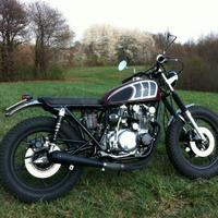 Suzuki gs500 e cafe racer