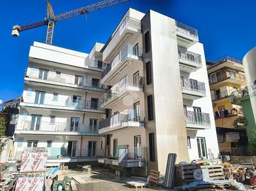 4 LOCALI A POMIGLIANO D'ARCO