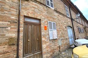 SOLUZIONE SINGOLA al CENTRO DI PETRITOLI