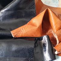 Pelle di vero pitone