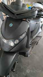  Beverly 250 da riparare