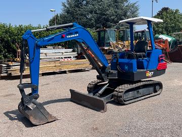 YANMAR B27