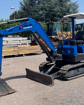 YANMAR B27
