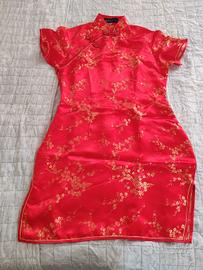 abito rosso stile qipao