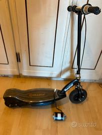 Monopattino RAZOR motore