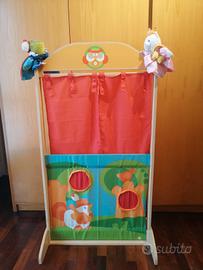 teatrino in legno Sevi con marionette 