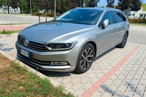 VOLKSWAGEN Passat 8ª serie - 2016