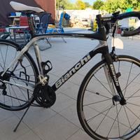 bici da corsa bianchi