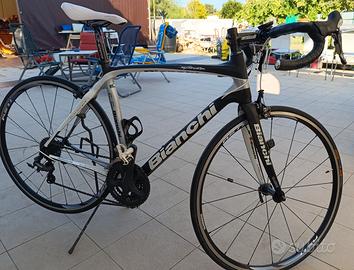 bici da corsa bianchi