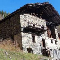 Rustico nella valle del Gran San Bernardo Pleiney