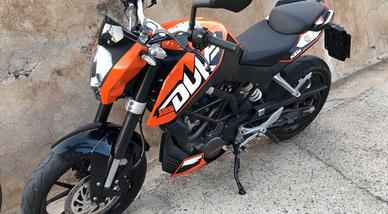 Moto duke 125 cc