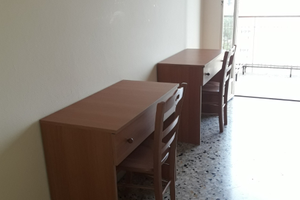 Ampia camera di fronte università