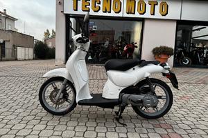 Aprilia Scarabeo 50 2T *