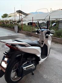 Honda SH 300