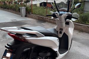 Honda SH 300