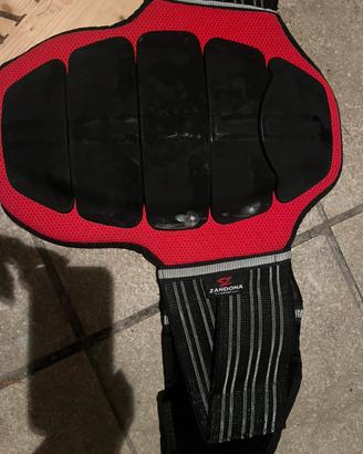 Protezione schiena per snow board e sci