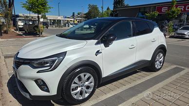 Renault Captur Plug-in Hybrid E-Tech 160 CV