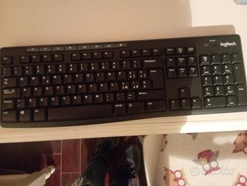 si vende tastiere Logitech  senza filo 