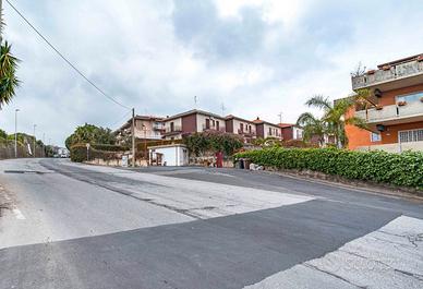 Immobiliare group srls.via aci castello terrazzo