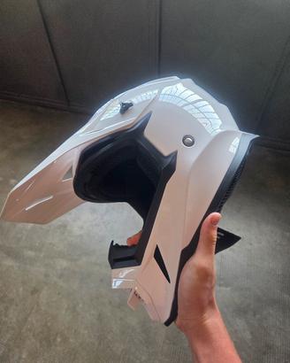 Casco Raven 