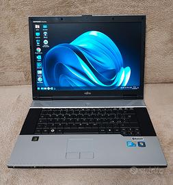 Fujitsu V6555 notebook 15.4"