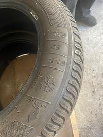 Gomme auto