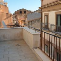 Centro Storico bivani con terrazzo e soppalco