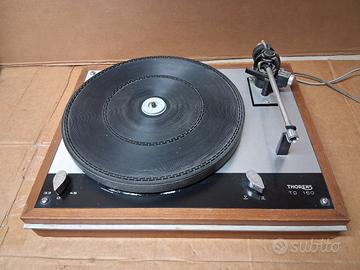 giradischi della  thorens modello  td  160