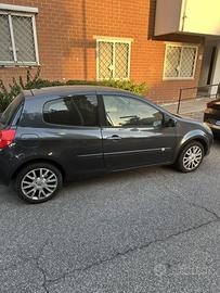 Clio 1.4 16 valvole  2006