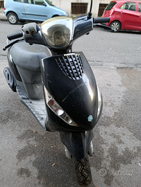 Piaggio zip