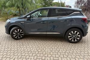 Renault captur bicolor techno 2023