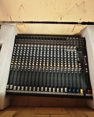 Mixer analogico hallen&heath zed 22fx