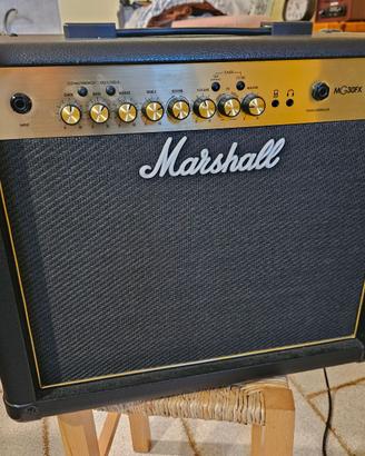 marshall MG30FX + Pedal 90008