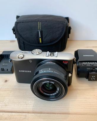 Fotocamera mirrorless Samsung NX100