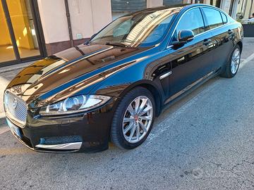 Jaguar XF 3.ods Luxury 275cv