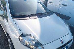 Fiat punto evo mtj- autocarro