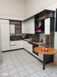 cucina moderna bianca angolare 