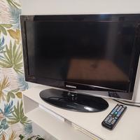 TV Samsung 26 pollici LED UE26C4000 perfetta HDMI 