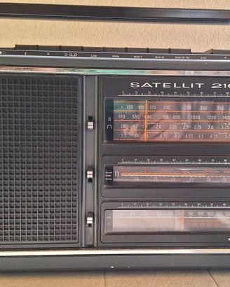 Radio Grundig originale perfettamente funzionante 