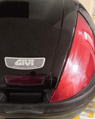 Bauletto GIVI moto e scooter