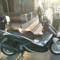 Beverly 300 I.E. ABS ASR del 2020