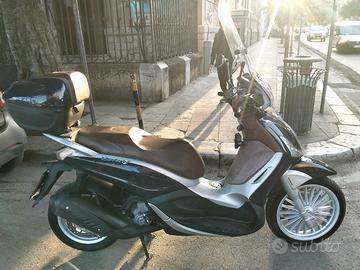 Beverly 300 I.E. ABS ASR del 2020