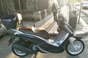 Beverly 300 I.E. ABS ASR del 2020