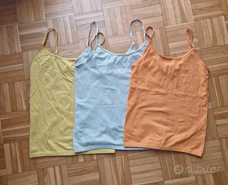 Lotto di tre canotte Benetton.