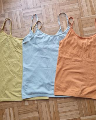 Lotto di tre canotte Benetton.