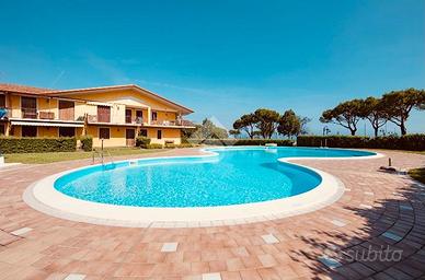 2 LOCALI A SIRMIONE