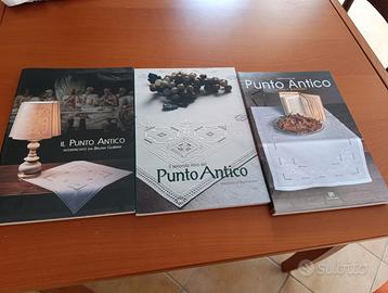 Tre libri della raccolta Punto Antico
