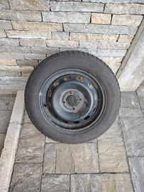 Gomme invernali + cerchi in ferro (195/60R15)